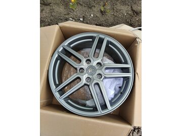 Yamato 7,5x18/5x114,3 ET49,5 D67,1 Renjiro HS